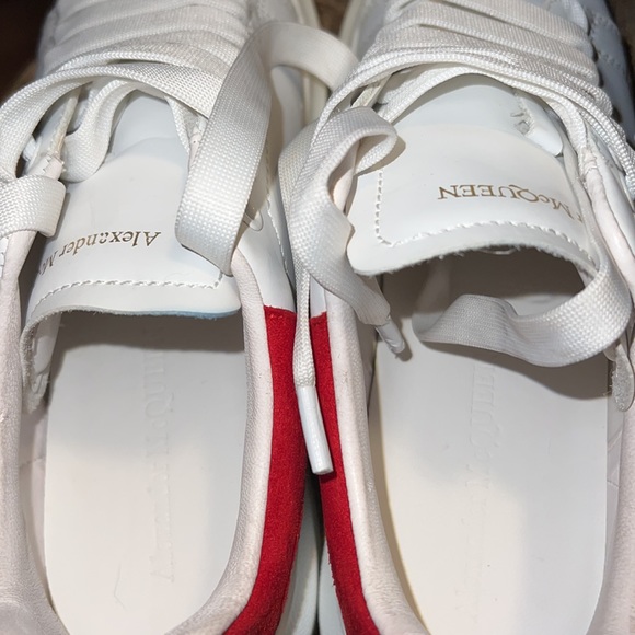 Selling alexzander McQueens - Picture 3 of 3